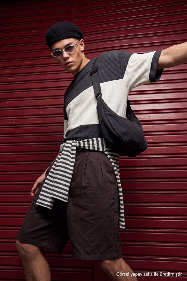 Antrasit Oversize/Geniş Kesim Renk Bloklu Dokulu T-Shirt TMNSS25TS00065