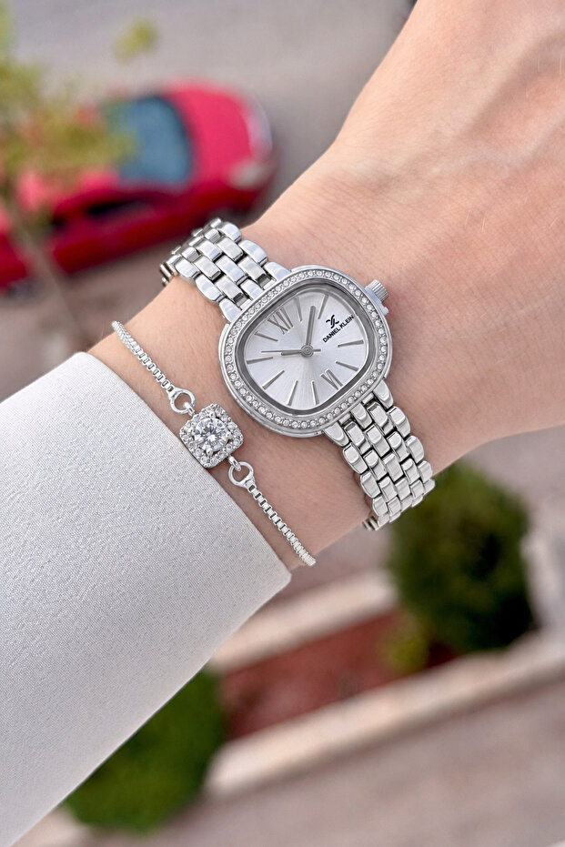 Gray Color 27 mm Women's Wristwatch and Bracelet Same as Pictured