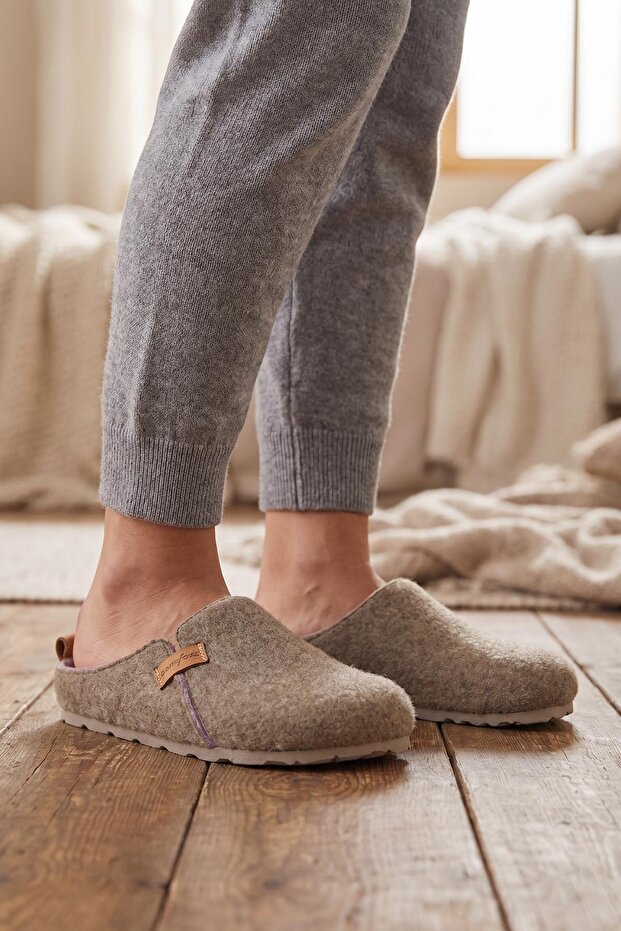 Winter Felt Comfort Sole Women's Home Garden Slippers