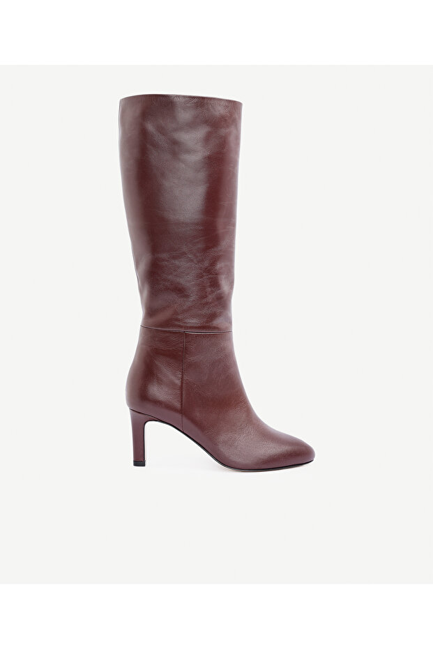 Heeled Flat Leather Boots