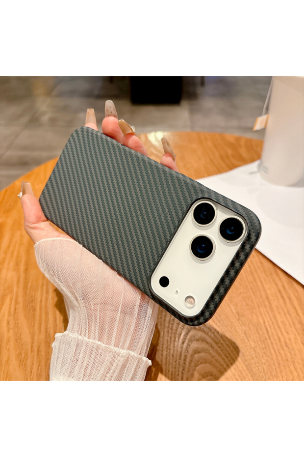 iPhone17 Pro Max Black For Magsafe Magnetic Wireless Charging Luxury Carbon Fiber Texture Phone Case