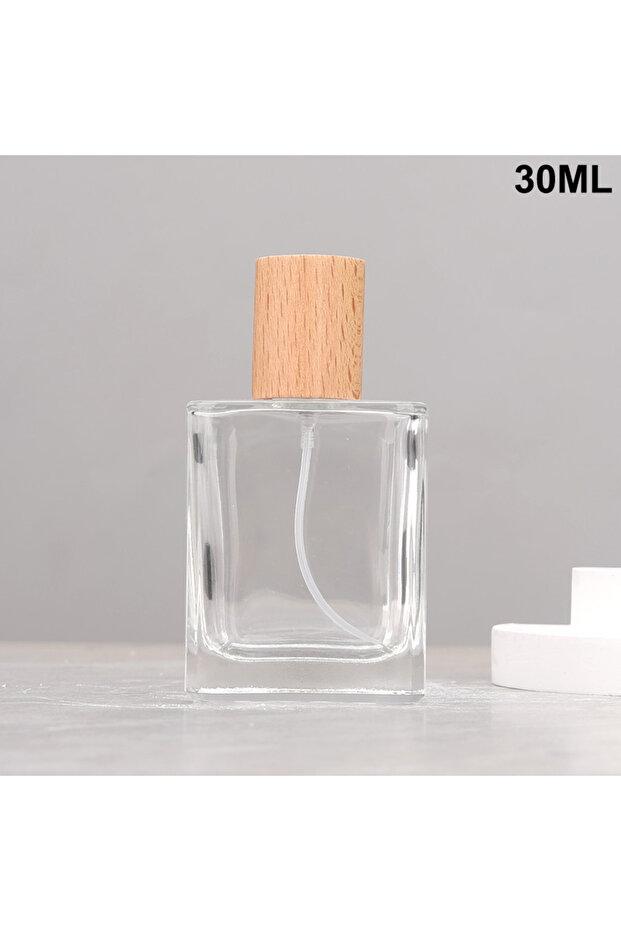 زجاجة عطر مربعة من الزجاج الشفاف سعة 30 مل (15/30/50 مل) من خشب الزان، قابلة لإعادة التعبئة مع بخاخ