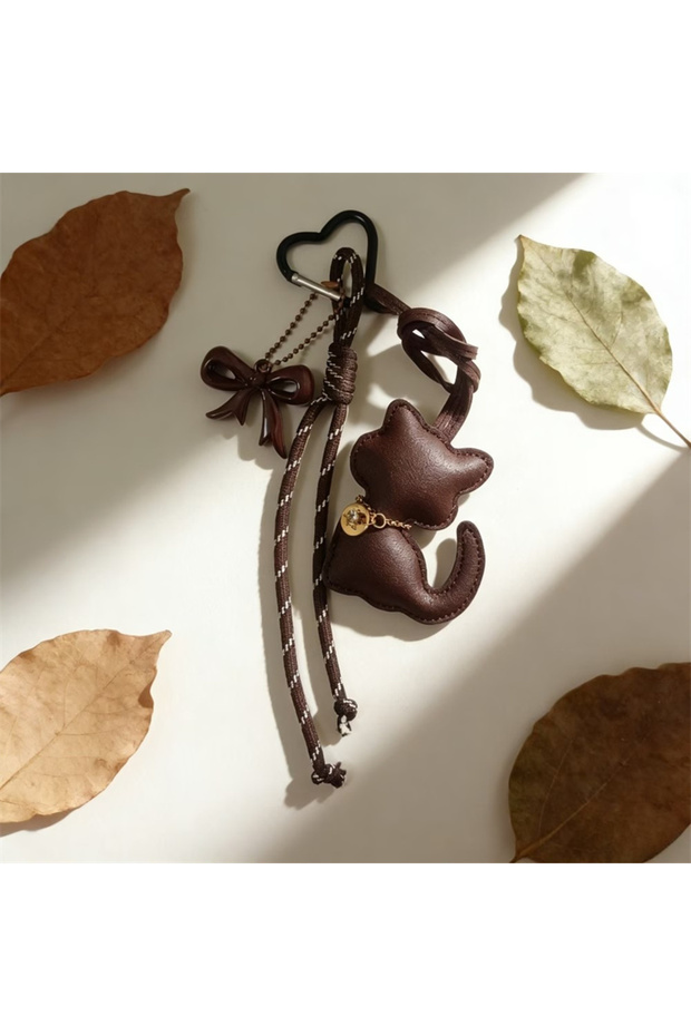 d-coffee Stylish PU Leather Cat Pendant Keychain Bag Charm Hanging -Fashionable & Fun Accessory for