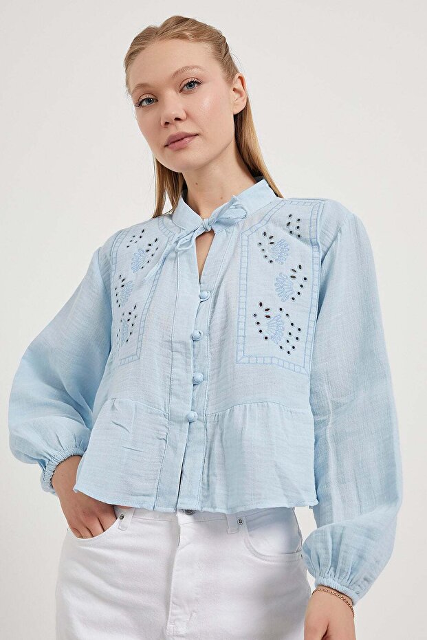 Muslin Blouse with Lace-Up Collar and Button Detail