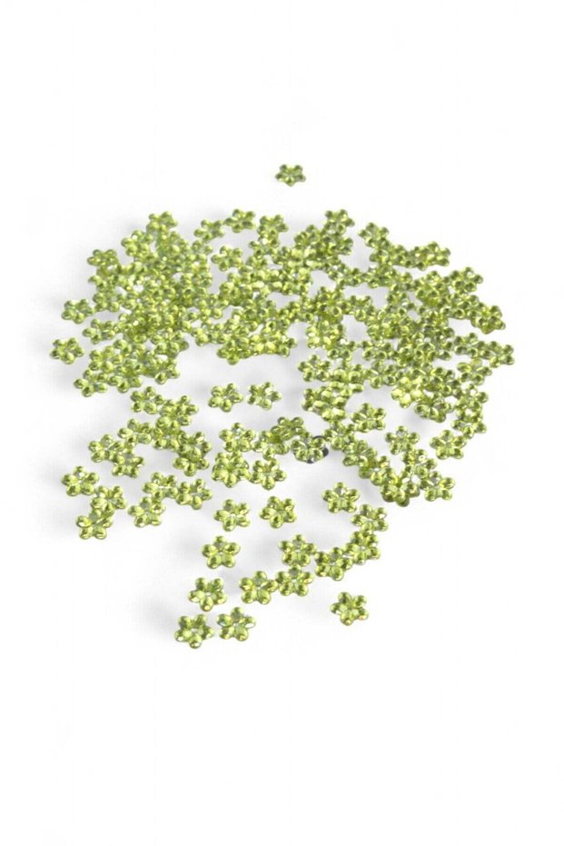 10 mm Green Daisy Pattern Sewing Stone (180 Pieces)