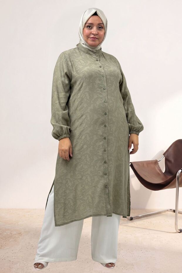 68066 Plus Size Side Slit Buttoned Jacquard Strawberry Tunic - Nefti