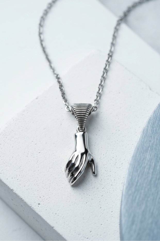 Magnetic Hand Couple Necklace Handcrafted Stainless Steel Chain Unisex Necklace