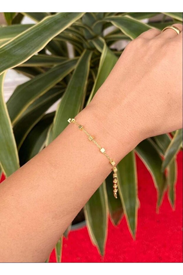 Sequential Cube Bracelet