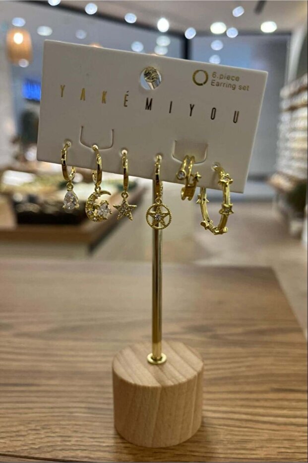 Yakemiyou Starry Six Earrings