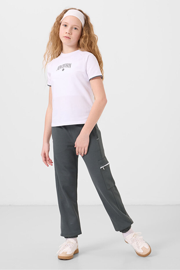 White-Khaki O Neck Printed Elastic Leg Cargo Pocket Girls Tracksuit Set - 75173