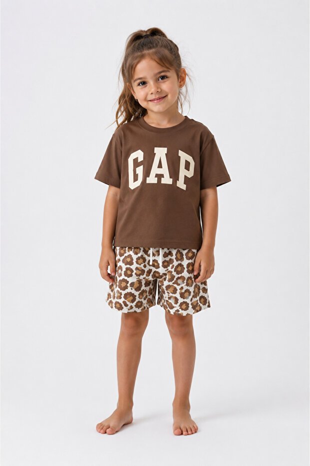 Girl's Leopard Patterned Shorts and T-Shirt Set Brown