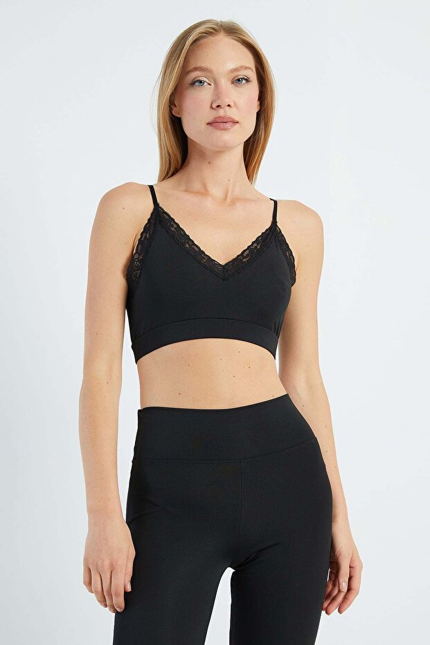 Lace Detailed Covered Bustier