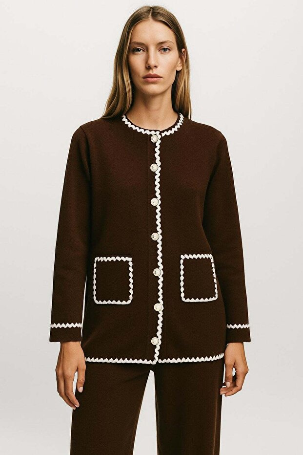 Shepherd's Double Knitwear Set with Stitching and Pocket Detail