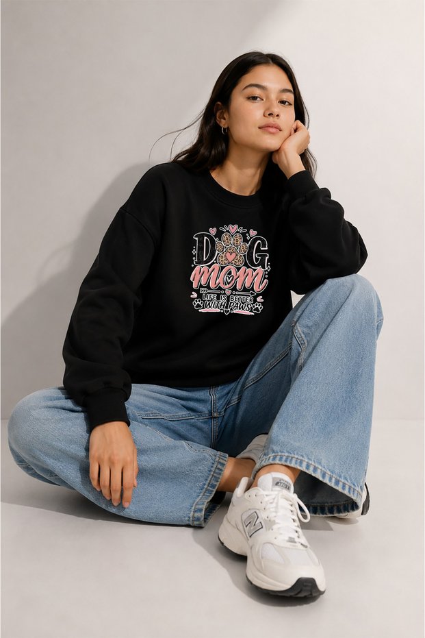 Women's Dog Mom Leopard Graphic Printed Comfortable Fit Crew Neck Black Sweatshirt