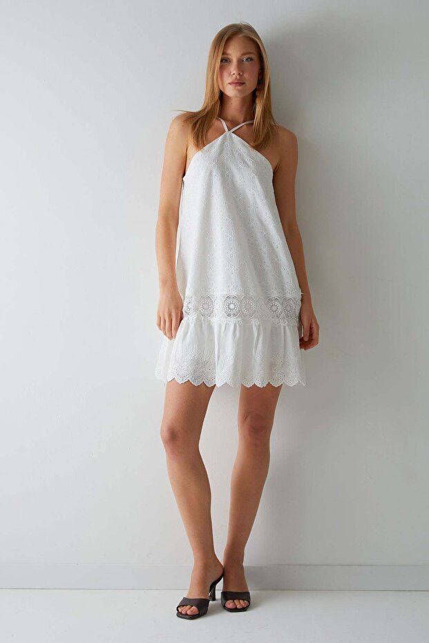 Lace Embroidery Detailed Mini Dress