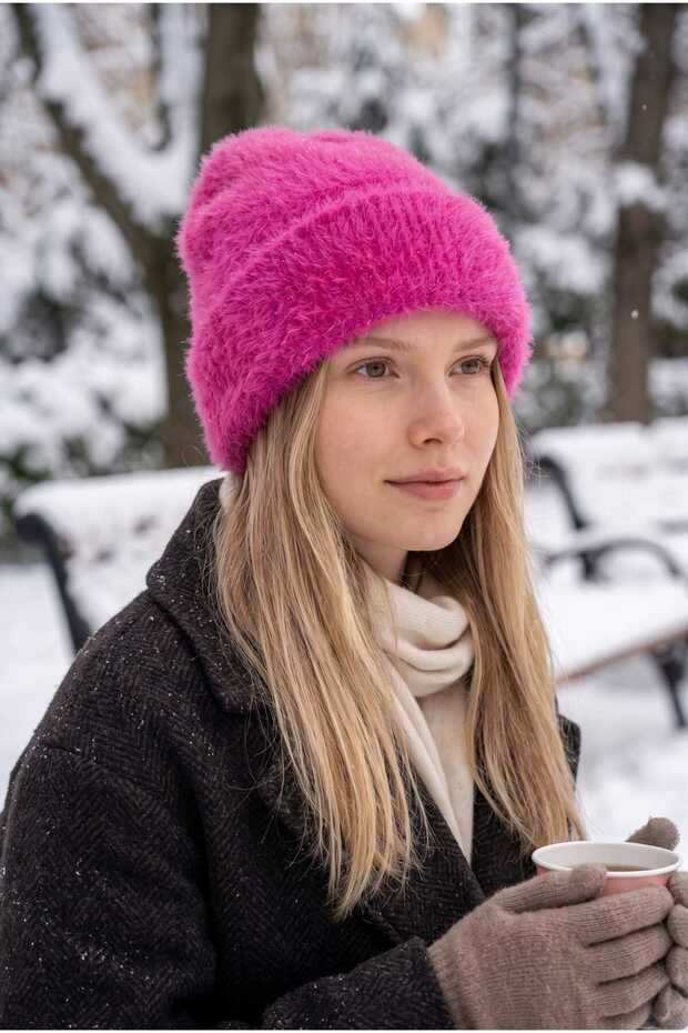 Women's Plush Beanie