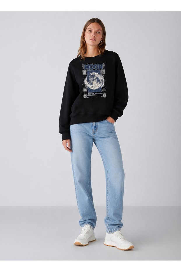 Women's Moon Written World Printed Comfortable Fit Crew Neck Black Sweatshirt