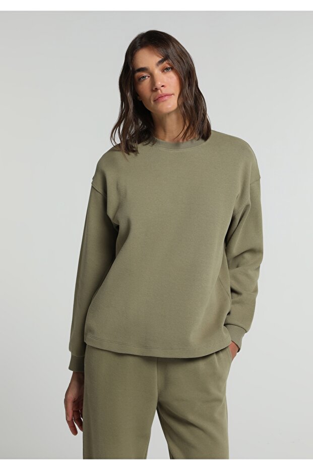 Regular Fit Round Neck Plain Women's Green Sweatshirt