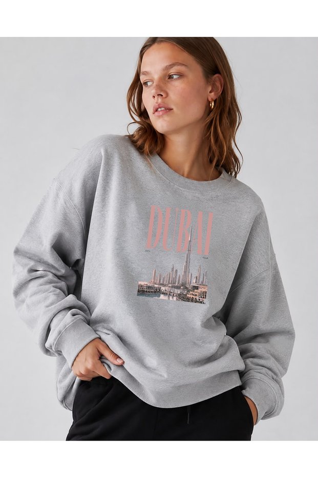 Women's Dubai City Illustration Graphic Printed Comfortable Fit Crew Neck Gray Sweatshirt