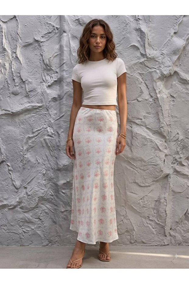 Women's Pink Floral Satin Skirt