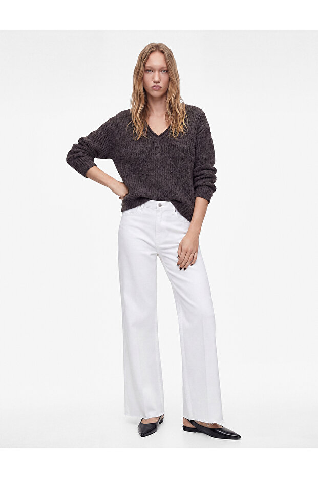 Boucle V-Neck Long Sleeve Knit Sweater