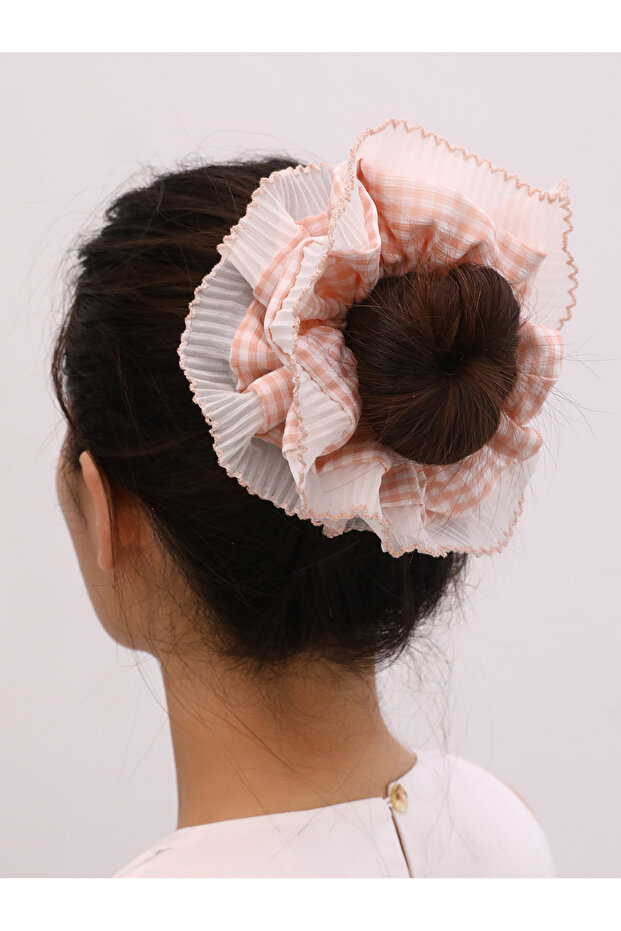 Plaid Pattern Hair Scrunchie