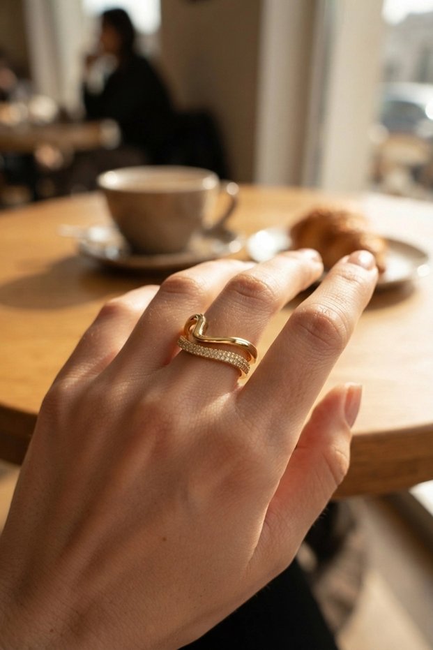 Gold Color Wavy and Zircon Stone Model Women's Ring