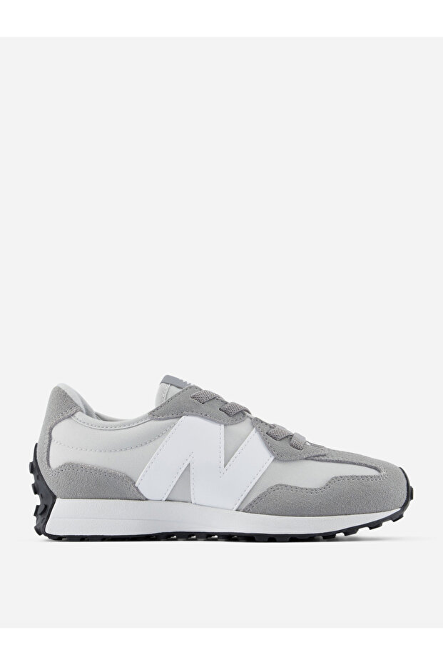 حذاء رياضي 327