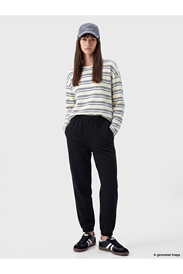 Esvab • Modern & Distinctive Women's Thick Jogger Sweatpants with Waist Drawstring