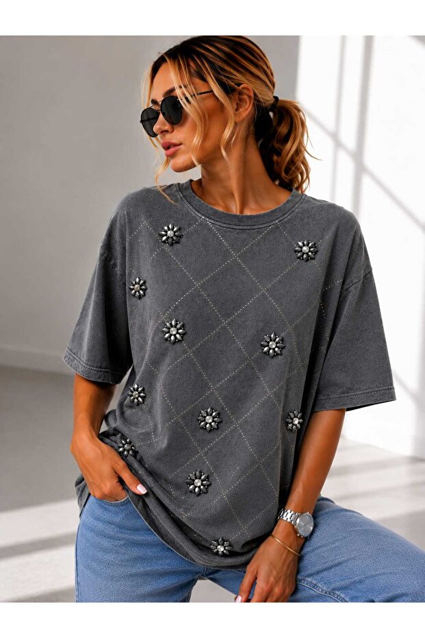 Oversize Design T-Shirt with Stone Accessories