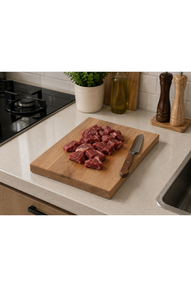 Pure Wood Cutting Board Thick and Sturdy 35cm Length 4cm Thickness Wooden Cutting Board with a Thick and Sturdy Structure