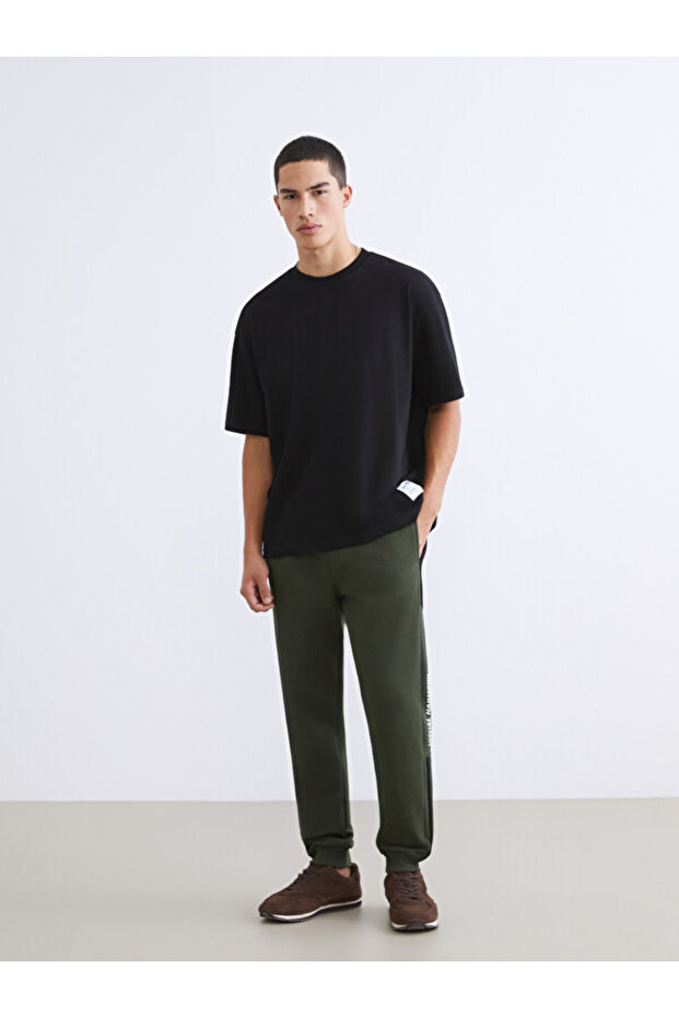 Standardfit Men's Jogger Sweatpants from Uzg Store for Style Enthusiasts