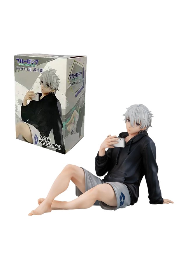 Bandai A with box BLUE LOCK Action Figures Nagi Seishiro Anime Figure Sitting Figurine PVC Collectib