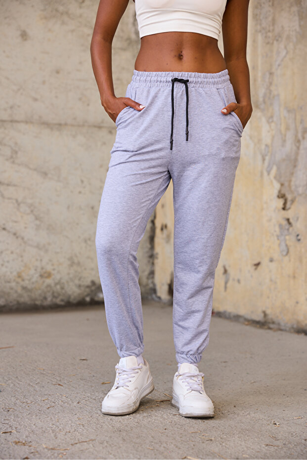 Women's Jogger Pants with Elastic Waist and Cuffs