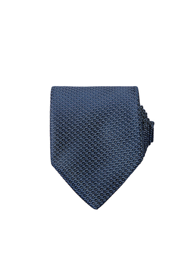 Patterned tie