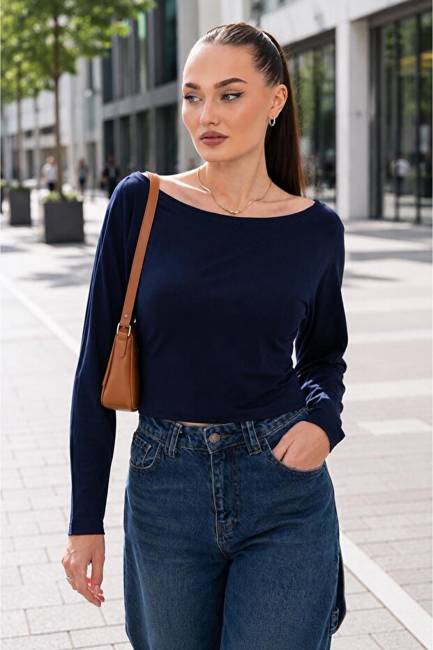 Women's Boat Neck Vorteks Batwing Blouse 265085