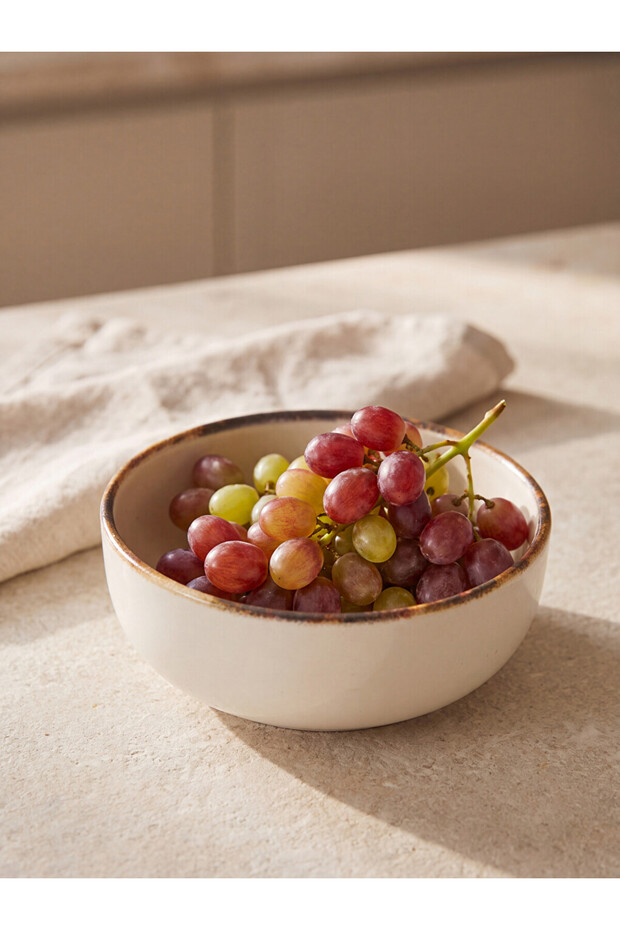 Esvab • Modern & Distinctive Embossed Ceramic Pit Plate