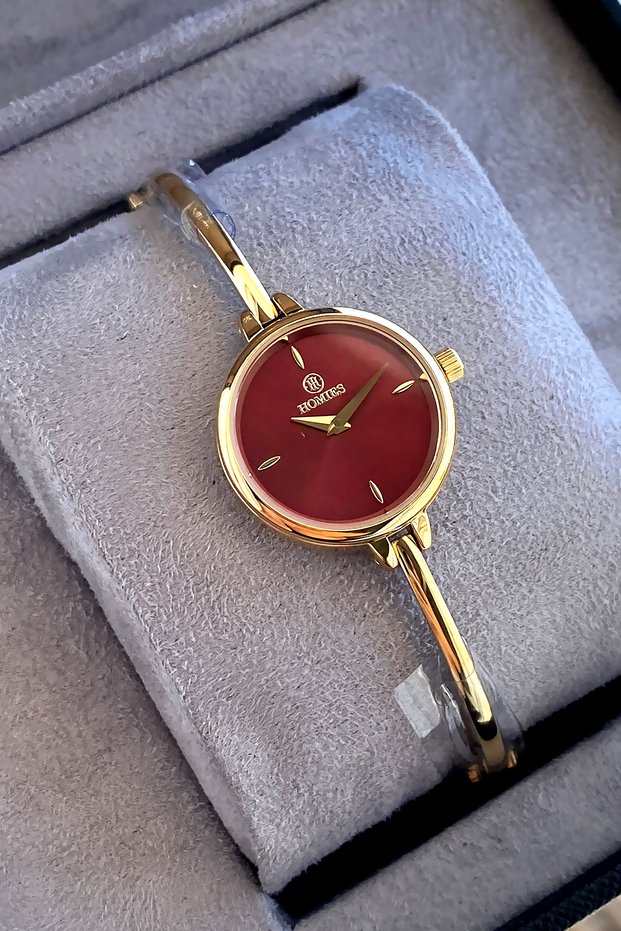 Women's wristwatch with 2 years guarantee steel cord boxed waterproof