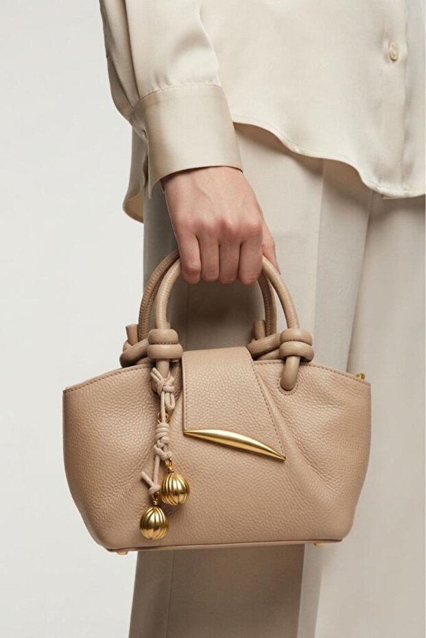 C3041 Women's Bag with Shoulder Strap