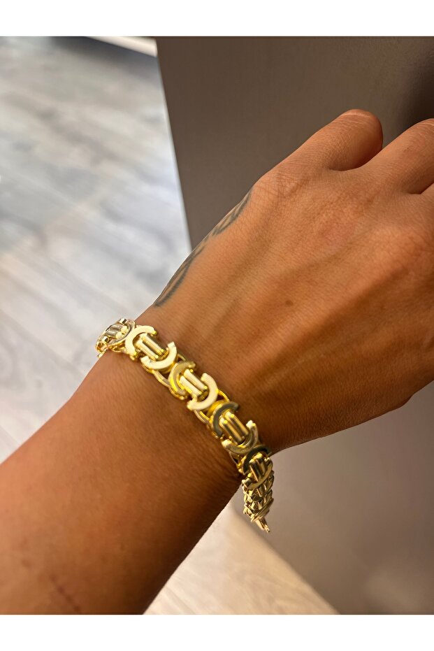 Gold bracelet