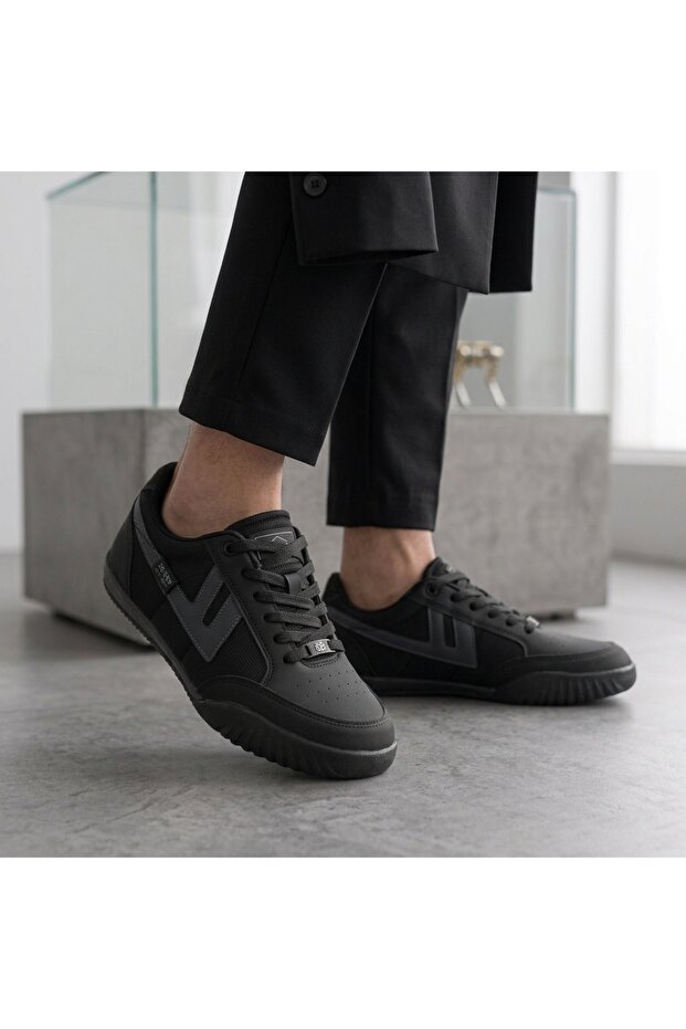 Daily Flexible Comfortable Men's Shoes