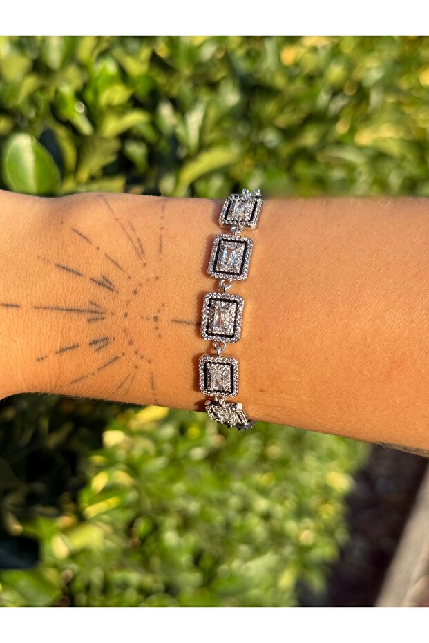 Special Series Rectangular Cut Zircon Stone Adjustable Bracelet