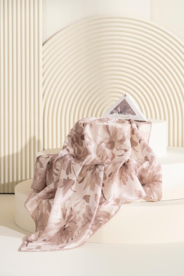 Floral Patterned Soft Scarf Leia