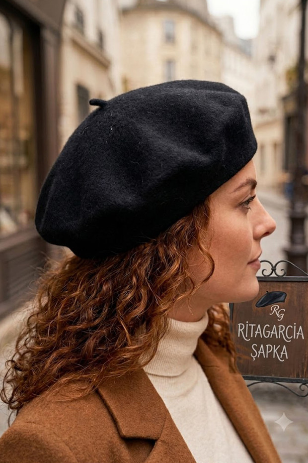 Vintage Style Women's French Felt Painter Beret