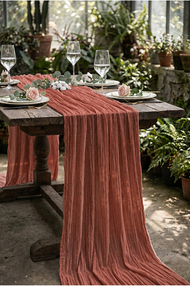 Bohemian Tulle Runner Tablecloth – Elegant Sophistication and Modern Table Decor