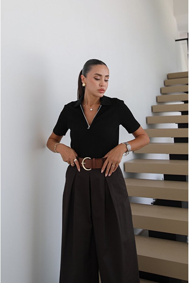 Black Zippered Polo Neck Knitwear Blouse