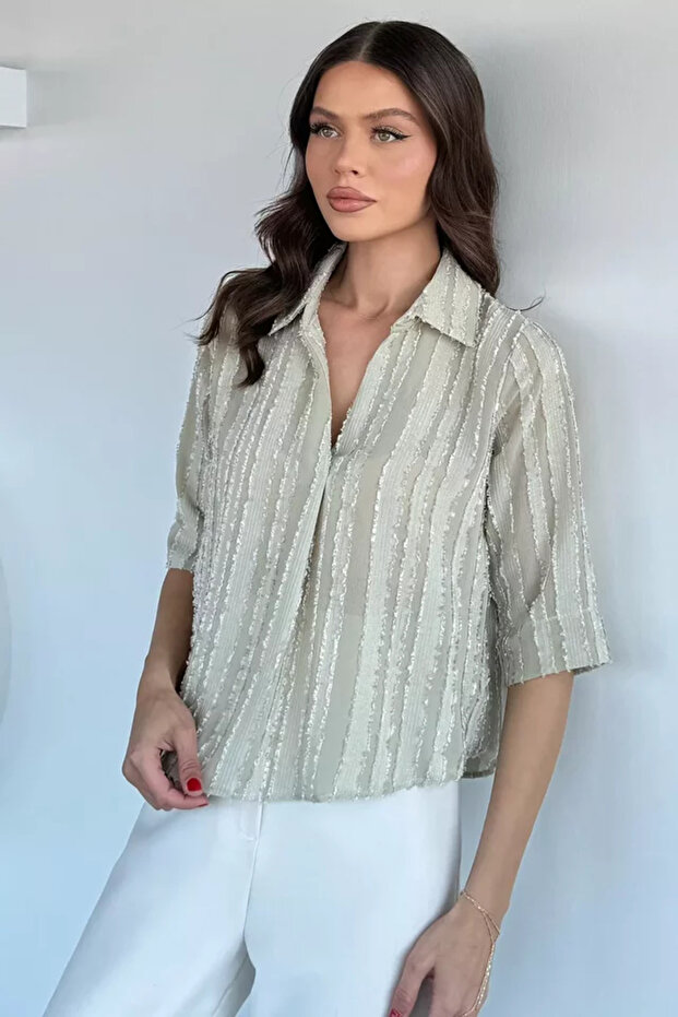 Women's Polo Collar Embossed Patterned Blouse