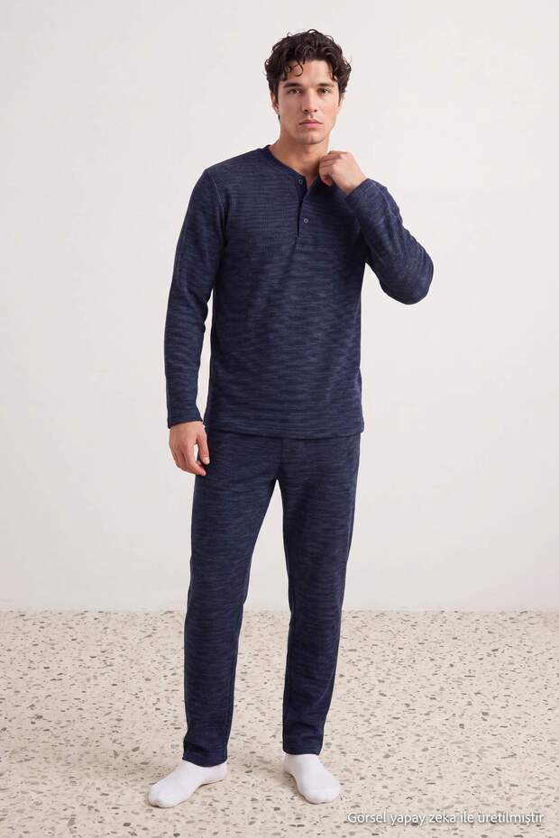 Lacivert Regular Fit Düğmeli Yaka Örme Pijama Takımı TMNAW27PT00028