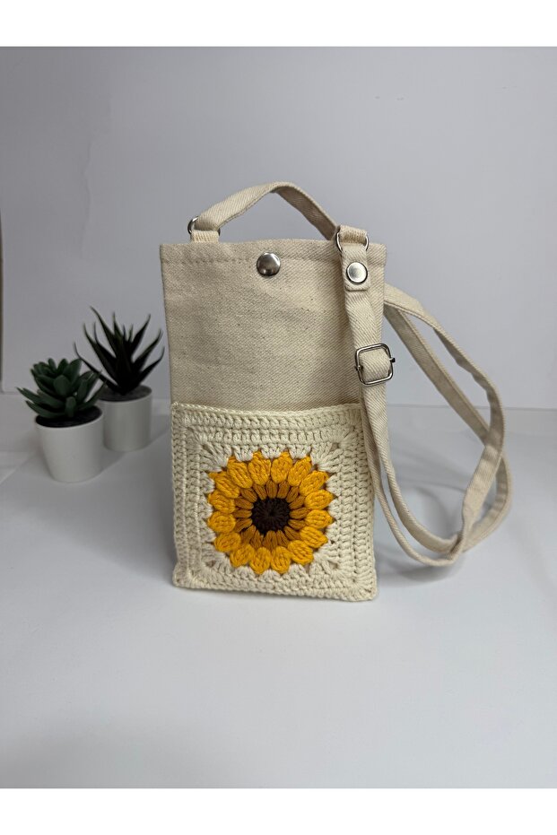 Handmade Pocket, Adjustable Strap, Phone Bag
