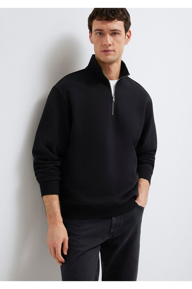 Semi-Zip Black Basic Sweatshirt 0S10419-900